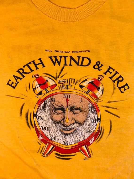 vintage Earth Wind and Fire 1982