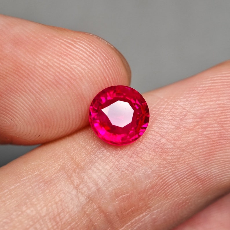 Pigeon Blood Red Ruby,1.24ct Round Ruby,natural Myanmar Ruby, 6.72x6