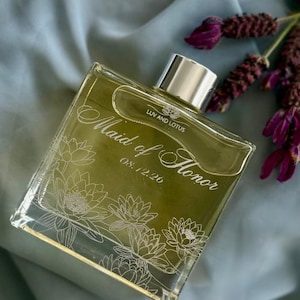 Personalized Bridesmaid Proposal Reed Diffuser Gift, Personalized Engraved Glass Diffuser, Bridal Party Gift, Luxury Bridesmaid Gift