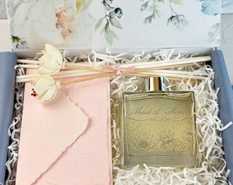 Luxury Dusty Blue Reed Diffuser Gift Set Custom Engraved Bridesmaid Proposal Box Elegant Silver Wedding Keepsake Coastal Bridal Favor