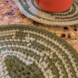 Crochet Leaf Coaster Set