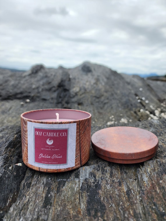 6oz „Goldene Stunde“ Sojakerze, handgegossen und hergestellt in Alaska, Kleinserie