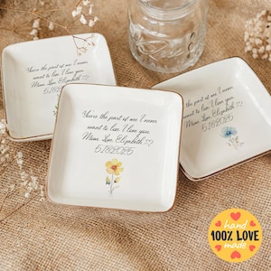 Custom Mom Jewelry Dish, Mother Of The Bride Gift, Wedding Favor Gifts, Mothers Day Gift From Daughter, Mom Ring Dish, Ceramic Ring Dish