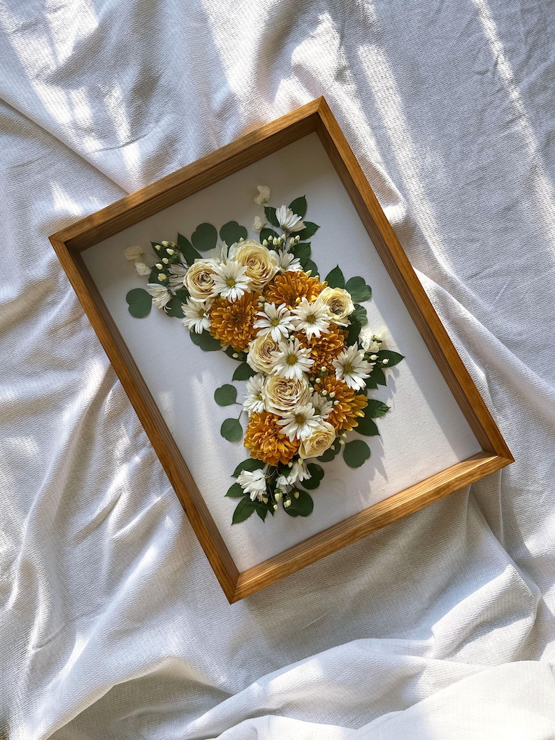 Wedding Flower Preservation Shadow Box: Custom 3D Floral Preservation Art (DEPOSIT ONLY) 18X24 imagem 4