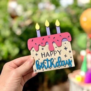 Porte-cartes d'anniversaire en forme de gâteau, Porte-cartes personnalisé en bois, Porte-cartes d'anniversaire personnalisé, Porte-cartes personnel