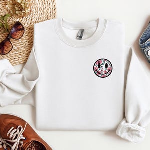 Floral Smiley Face Shirt | Retro Flower Graphic Tee | Cute Aesthetic Happy Face Sweatshirt Hoodie | Trendy Positive Vibes Shirt