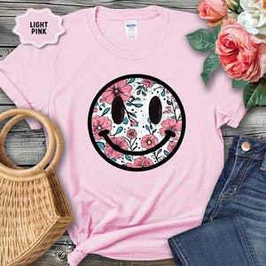 Floral Smiley Face Shirt | Retro Flower Graphic Tee | Cute Aesthetic Happy Face Sweatshirt Hoodie | Trendy Positive Vibes Shirt