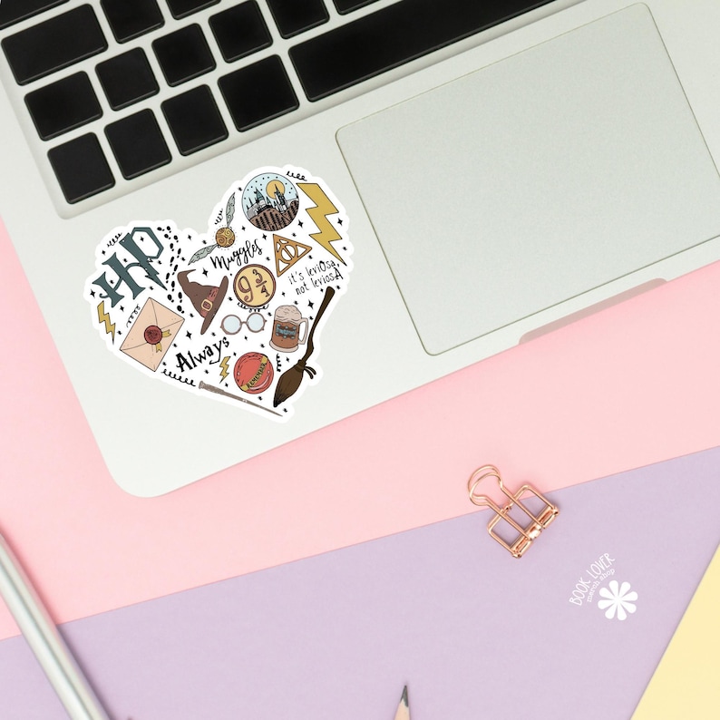 Pegatinas de corazón de magos mágicos / Pegatinas de Harry Potter / Regalo para amantes de los libros / Merchandising literario / Pegatina para Kindle / Lector HP / Amante de la lectura imagen 2