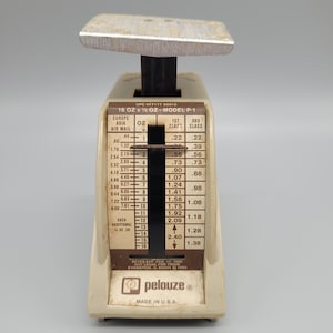 Vintage Pelouze postal scale 1980s post office scale Collector&#39;s piece Memorabilia