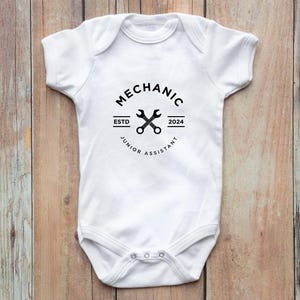 Body niemowlęce Little Mechanic | Krótki rękaw dla niemowląt i małych dzieci | Car Guy | Pomysł na prezent na baby shower