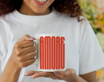 AMORE Typografie Tasse: Minimalistisches Grafikdesign, modernes Küchen Dekor