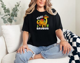 Comfort Colors individueller Name, Geschenk Shirt für Mama, TacoSaurus, perfektes Geschenk für Sie oder Ihre Freundin
