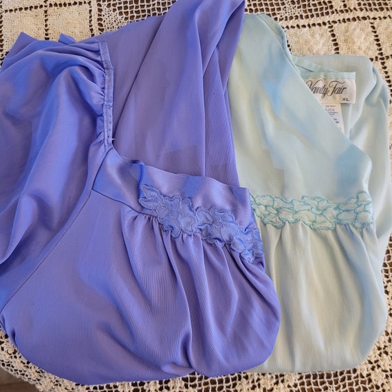 Pair of  Vintage Vanity Fair Nightgowns large sle… - image 1
