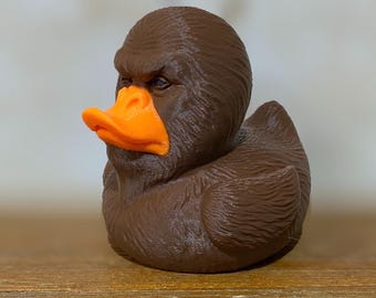 Pato Bigfoot - Figura impresa en 3D - Decoración para el salpicadero del coche - Regalo ideal para amantes de los cruceros - Artículos de colección
