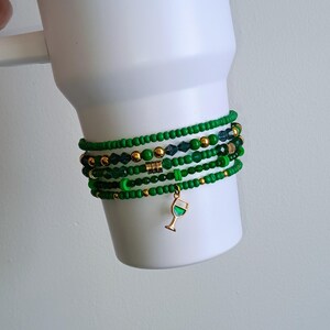 Grüne Trinkbecher Armbänder