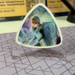 Lorcana Cinderella Stouthearted Tube Aufkleber für Monster-Style Krabbeldecke Tubes | Wasserdichtes Vinyl | Folierte DLC-Preiswand Cindy Krabbeldecke