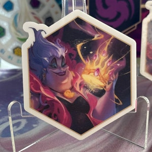 Lorcana Ursula Sea Witch Queen Enchanted sticker | De terugkeer van Ursula | De kleine zeemeermin | Leuk cadeau | Waterdicht speelkleed met vinylstickers