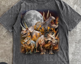 Triceratops Dinosaur Vintage 90s Style Graphic Tee, Dinosaur Graphic Comfort Colors Y2k Nature Tee, Jurassic Aesthetic Streetwear Shirt R324