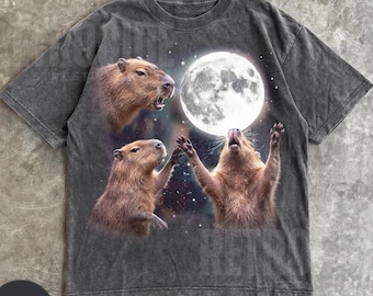 Three Capybaras Howling to Moon Vintage Graphic T-Shirt, Vintage Comfort Colors® Capybara Moon Shirt, Retro Wildlife Streetwear Y2k Tee R859