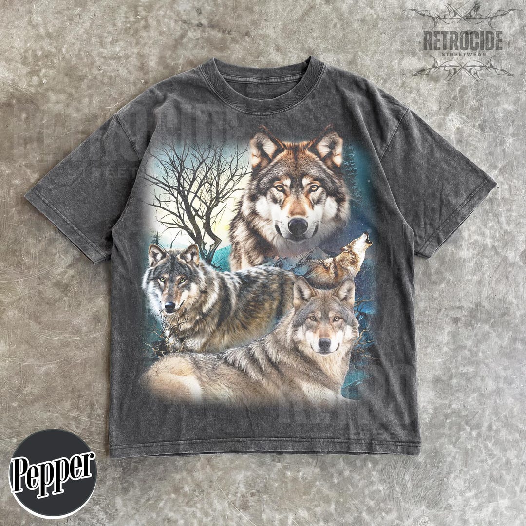 Vintage Wolf 90s Graphic Shirt, Wolf Lovers Retro Moon Tee, 2000s ...