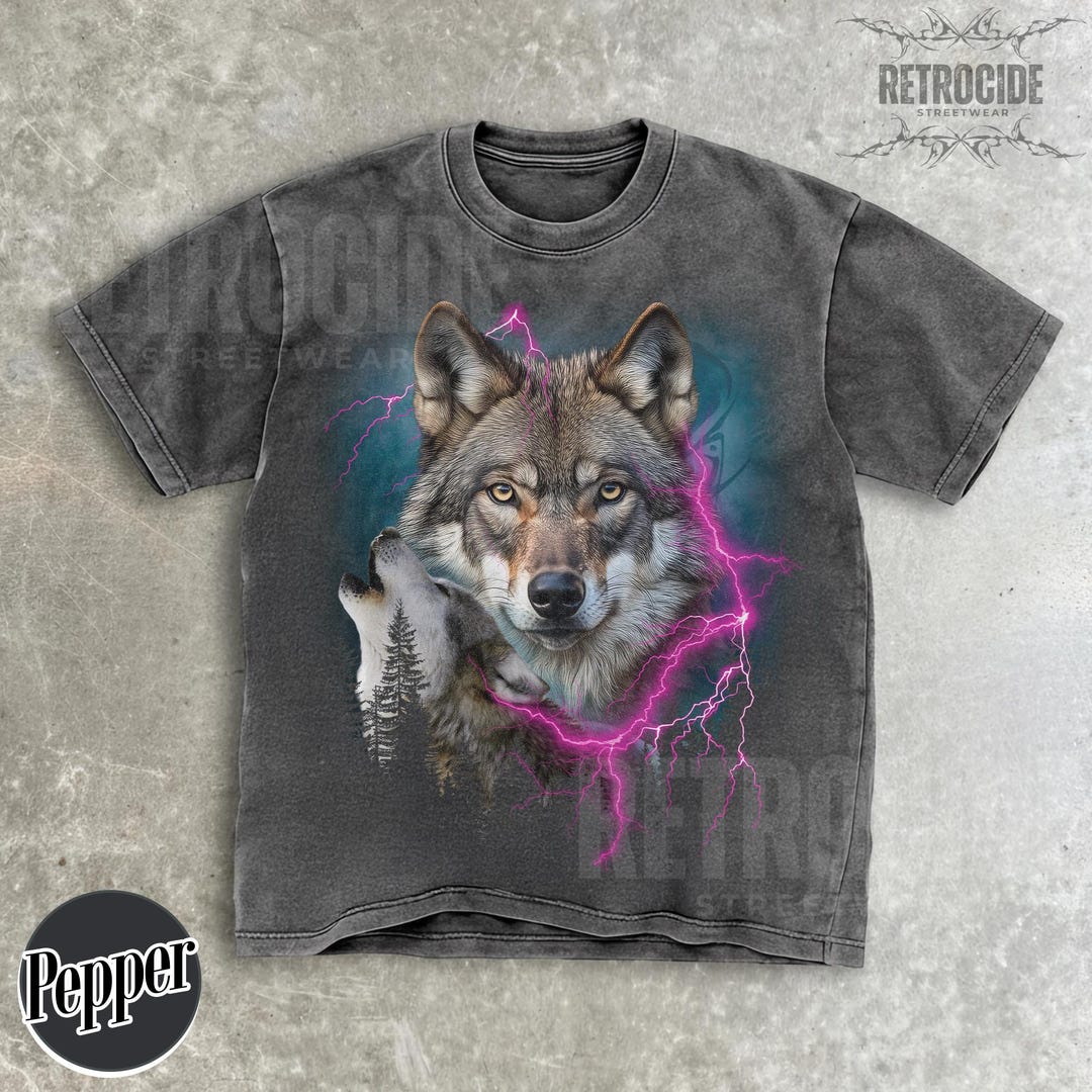 Vintage Wolf 90s Graphic Shirt, Wolf Lovers Retro Tee, 2000s Wolf ...