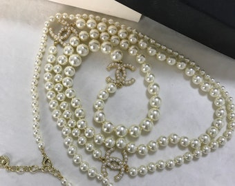 Authentic Vintage Chanel CC Classic Timeless Long Pearl Necklace
