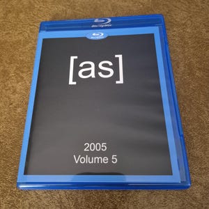 Adult Swim Vol. 5 digitalizzato VHS su Blu-Ray Cartoon Network 2005 con spot pubblicitari 3 ore Venture Bros. Mission Hill Family Guy e altro