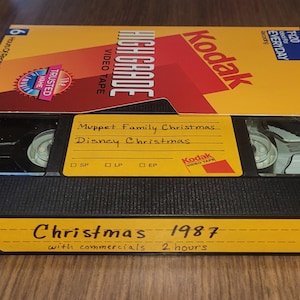 VHS Tape Christmas Cartoon Shows 1987 with Commercials Muppets Disney videocassette