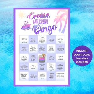 Könnte beinhalten: Eine violette und rosafarbene Bingokarte mit einem Kreuzfahrtschiff und Palmen. Die Karte enthält eine Liste von Aktivitäten, die man auf einer Kreuzfahrt-Bar-Tour machen kann, wie z. B. "Bestellen Sie ein Getränk mit einem Schirm", "Machen Sie ein Selfie mit dem Barkeeper" und "Holen Sie sich ein Getränk mit Rum".