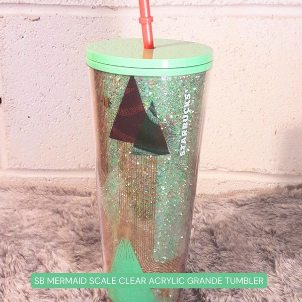 Starbucks Exclusive 2020 Glitter Christmas Tree Green 24oz Cold Cup Tumbler (Limited Edition)