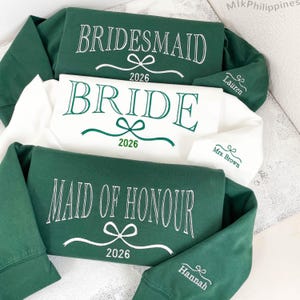 Benutzerdefinierte Braut / Trauzeugin / Brautjungfer besticktes Sweatshirt, Brautparty-merch, Brautparty-Geschenk, Hochzeitsgeschenk