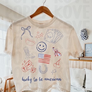 Maglietta "Fortunato di essere americano", stampa a sublimazione americana, PNG del 4 luglio, file digitale americano, 4 luglio