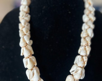 100% genuine Ni’ihau alliea shell lei double double. 24”