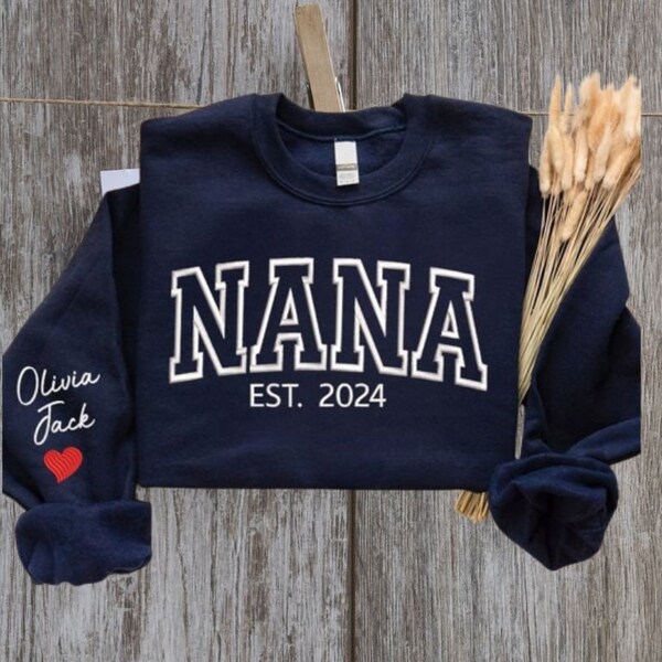 Custom Embroidered Nana Est And Grandkids 2024 Sweatshirt, Personalized Nana jumper, Custom Grandparent Sweatshirt, Christmas Gift for Nana