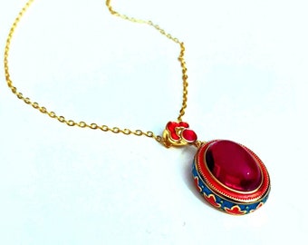 Necklace, pendant Golden plated enameled, vintage design wih Red Carnelian Gem, cloisonne red and green Coloured ethnic egyptian style