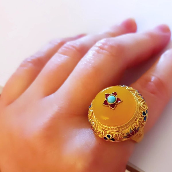 Vintage Cloisonne vergulde ring met natuurlijke edelsteen, meerkleurig geëmailleerd handgemaakte etnische antieke design ring in Egyptische stijl