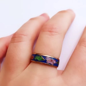 Anello vintage in cloisonné, smaltato, fiore di ciliegio, in blu cobalto, taglia 8