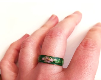 Vintage Cloisonne Ring, enameled, floral flower Cherry Blossom, Green Gift Alliance Cloisonne Green enamel  flower ring Size 7