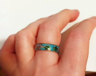 Vintage Cloisonne Ring, enameled, floral flower Cherry Blossom In Color Turquoise Blue