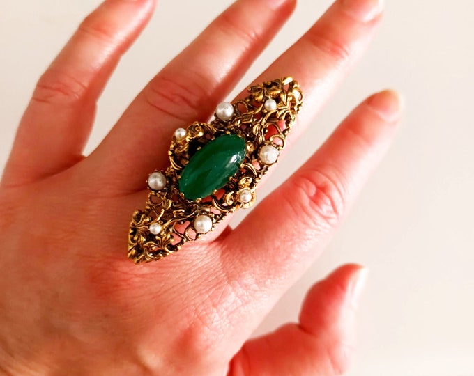 Featured listing image: Vintage baroque design from the 60s in carved brass in Emerald green Adjustable ring Statement antique ring