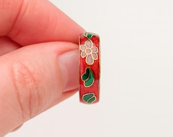 Cloisonne Ring. Vintage enamel band, floral Red Design Art Nouveau Size 6
