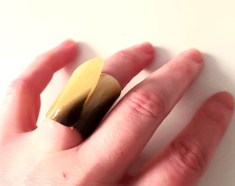 Vintage style Handmade Ring tortoiseshell tone of Celluloid, Mod. Bohemian style, statement ring brown ring