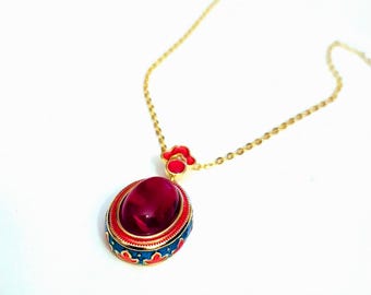Vintage Style Cloisonné Necklace with Gold-Plated Chain. Red Floral Enamel Pendant Bohemian Egyptian Jewellery