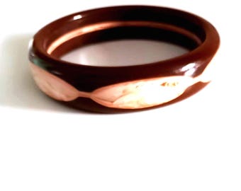 Spectacular bracelet, vintage 70's celluloid bracelet, galatite tortoiseshell and beige Bangle Mood style