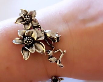 Spectacular vintage Art Nouveau bracelet plated in sterling silver Floral Magnolia bracelet, wedding jewelry bracelet romantic style