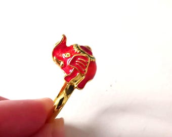 Elephant ring, Oriental lucky elephant Cloisonne Golden plated Red Ring Gem, Vintage design Multi Coloured enameled ethnic egyptian style