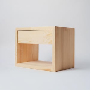 Nightstand, Scandinavian Solid Wood Bedside Table with Storage, Wood Side Table for Bedroom, Wood Nightstand, Nightstand with Drawer, Wood