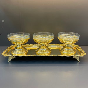 You can also use the presentation tray as a sugar bowl, jam bowl, snack bowl or even ice cream bowl.