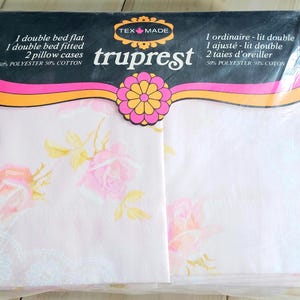 Juego de sábanas Truprest vintage, nuevo, de la década de 1970. Juego de sábanas planas, ajustables y fundas de almohada vintage. Ropa de cama floral de la década de 1970. Interior de la década de 1970.