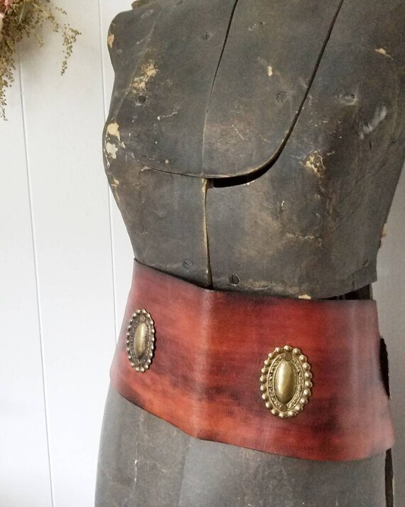 Unisex leather harness. Vintage western leather harness corset. Large leather corset belt. Corset with leather lacing. Cosplay corset.